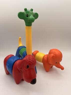 1966 Zoo It Yourself Tupperware Toy Animals 14 Pieces